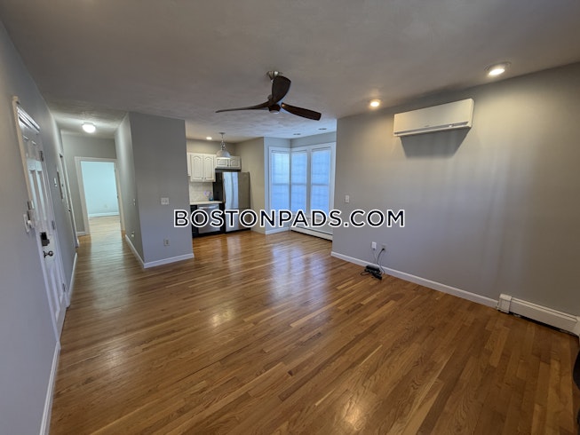 Boston - $2,950+ /mo