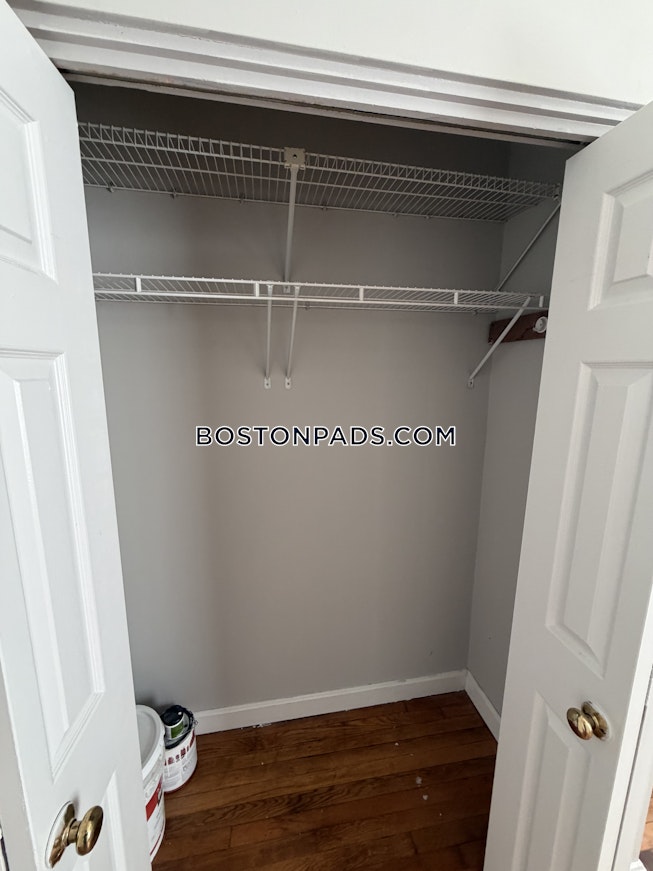 Boston - $2,950+ /mo