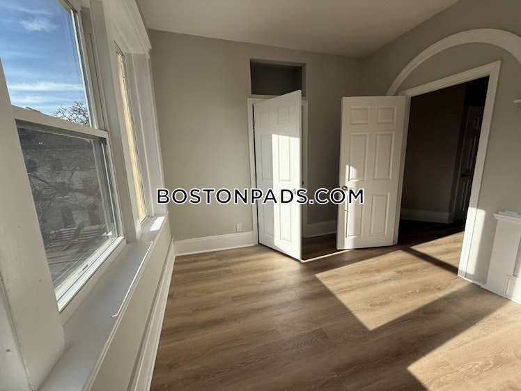 Hemenway St., Boston