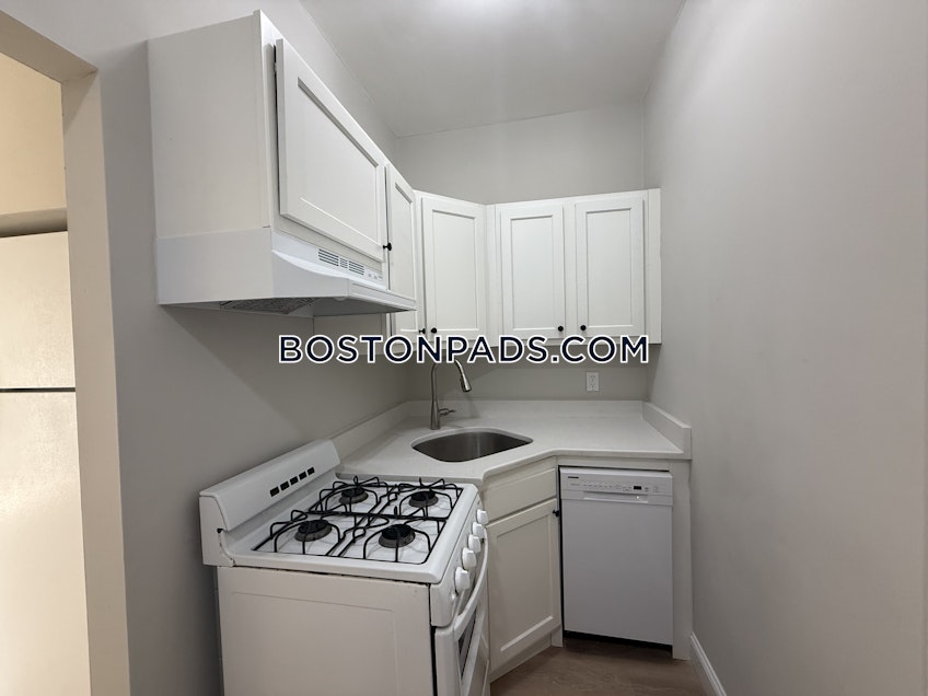 Boston - $4,455+ /month