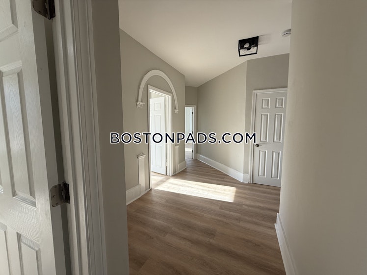 Hemenway St., Boston