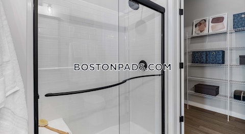 Broadway Saugus photo 30