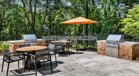 Broadway Saugus photo 6