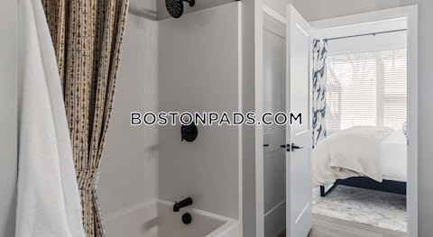 Broadway Saugus photo 17