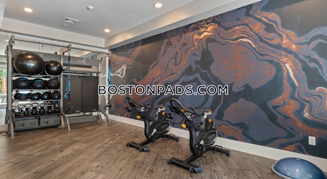 Saugus - $3,500+ /mo