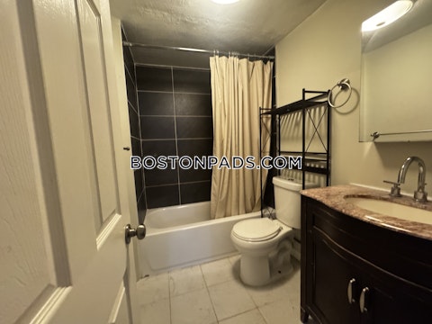 Shawmut Ave. Boston photo 19