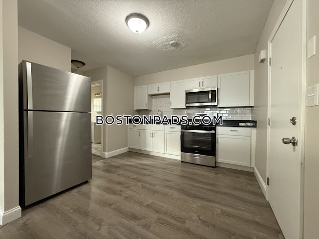 Lowell - $1,950+ /mo