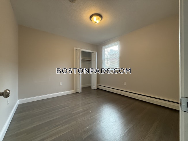 Lowell - $1,950+ /mo