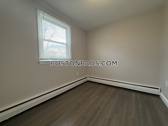 Lowell - $1,950+ /mo