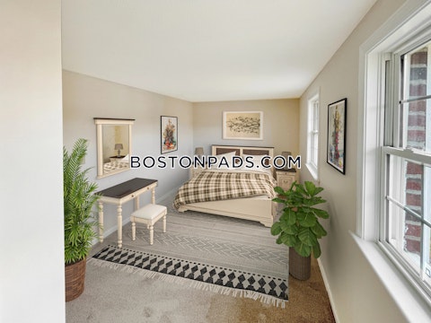 Meadowbrook Ln. Gardner photo 6