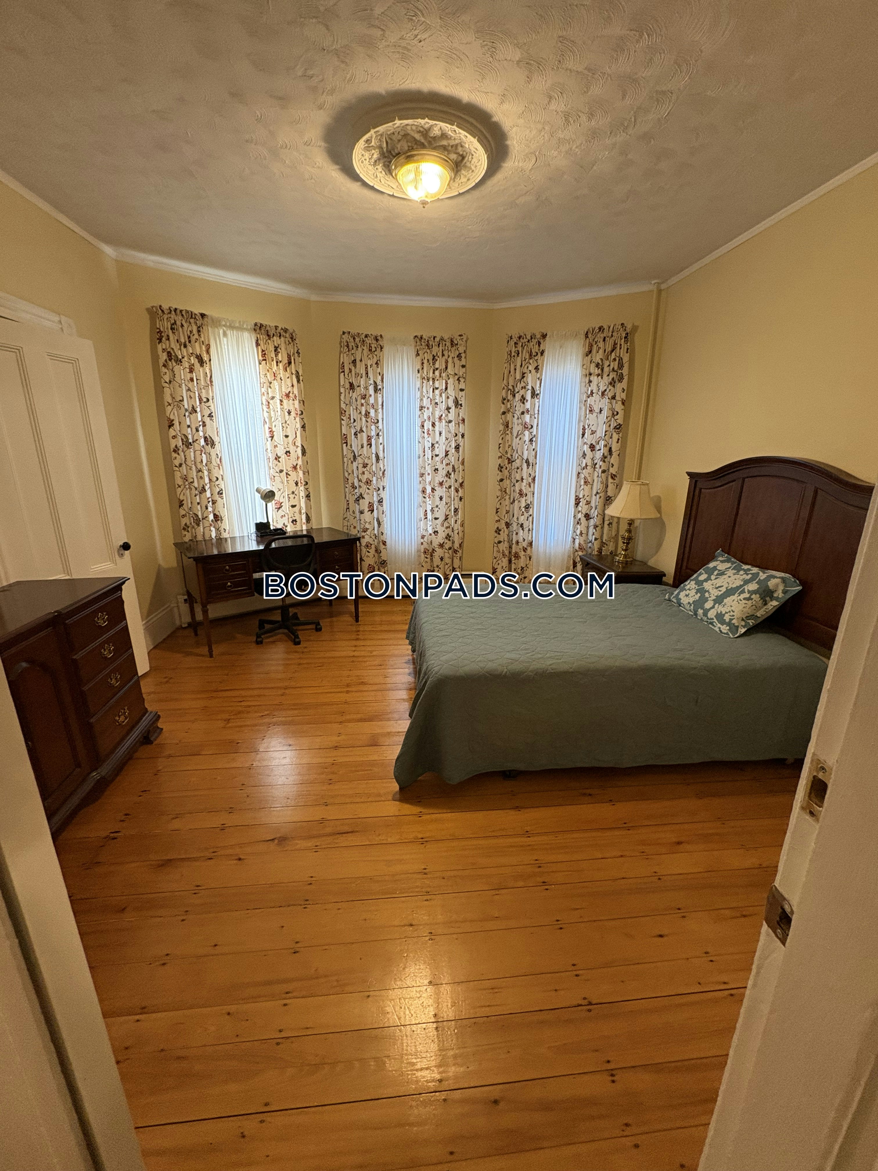 Boston - $7,400