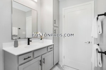 Hummingbird Ln. Boston