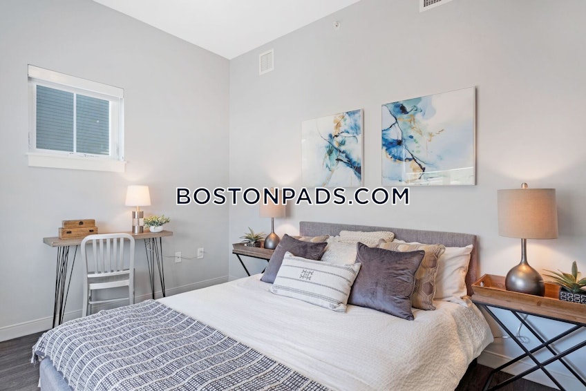 Boston - $2,600+ /month