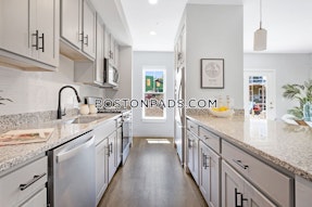 Roslindale Apartment for rent 2 Bedrooms 1.5 Baths Boston - $2,600 No Fee