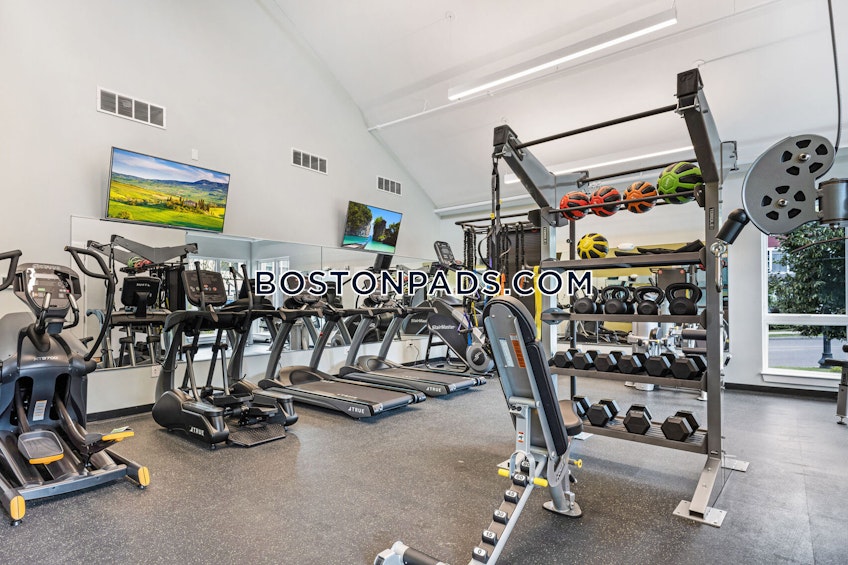 Boston - $2,600+ /month