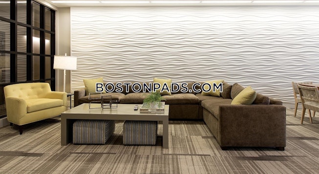 Boston - $3,828+ /mo