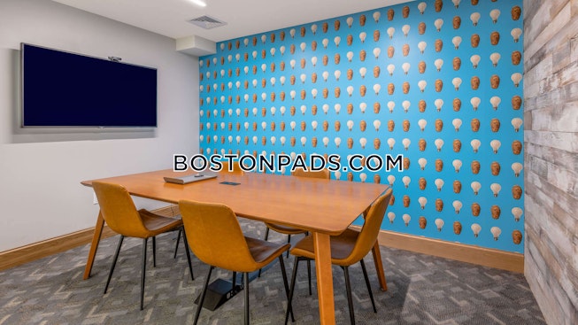 Cambridge - $2,740+ /mo