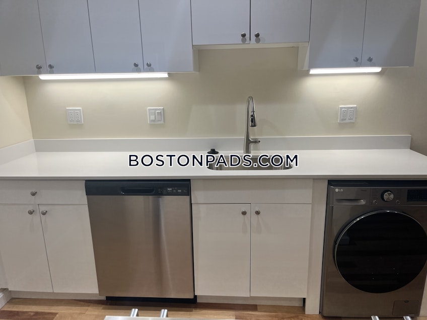 Somerville - $2,850+ /month