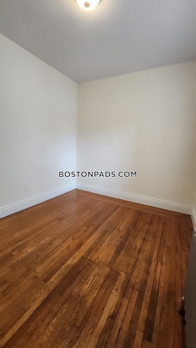 Boston - $2,100+ /mo