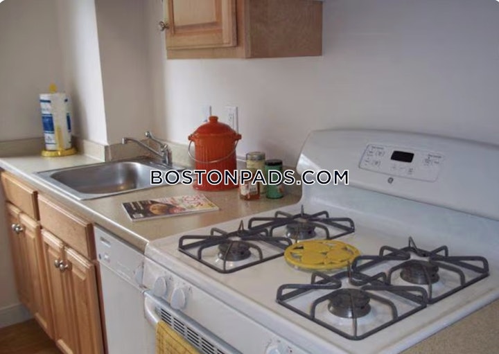 roslindale-apartment-for-rent-1-bedroom-1-bath-boston-2050-8017889 