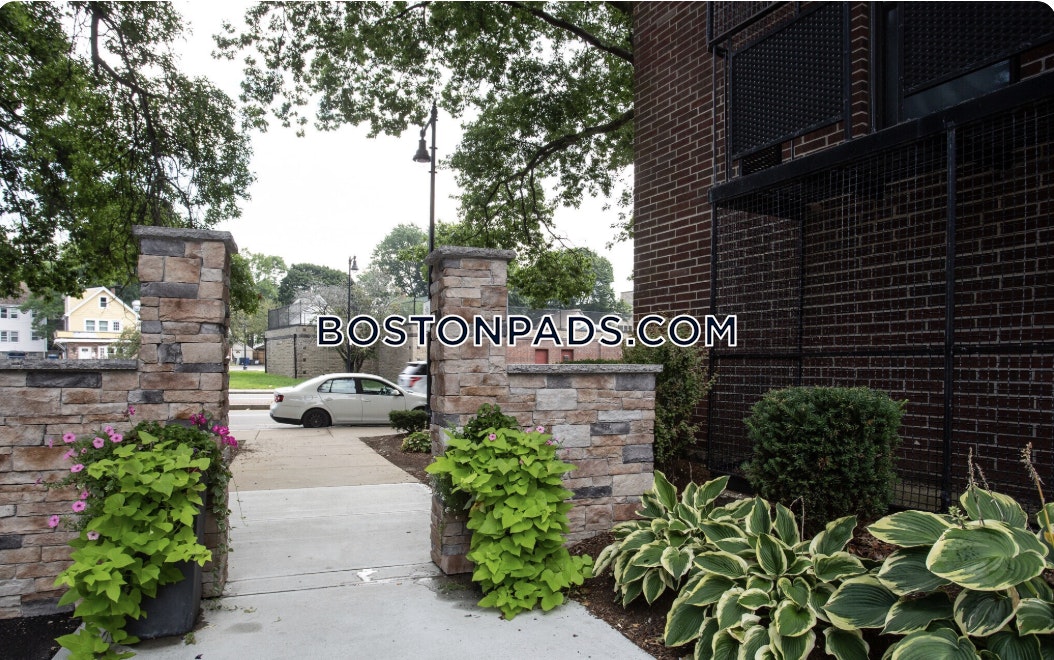 Boston - $2,050