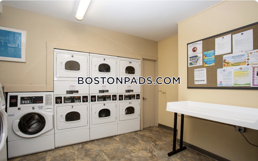 Boston - $2,425+ /month