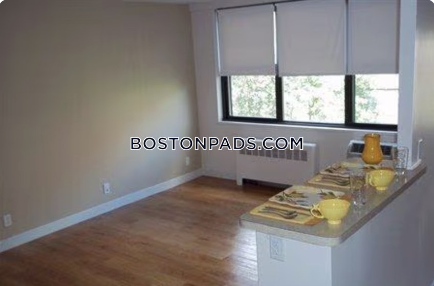 Boston - $2,950+ /month