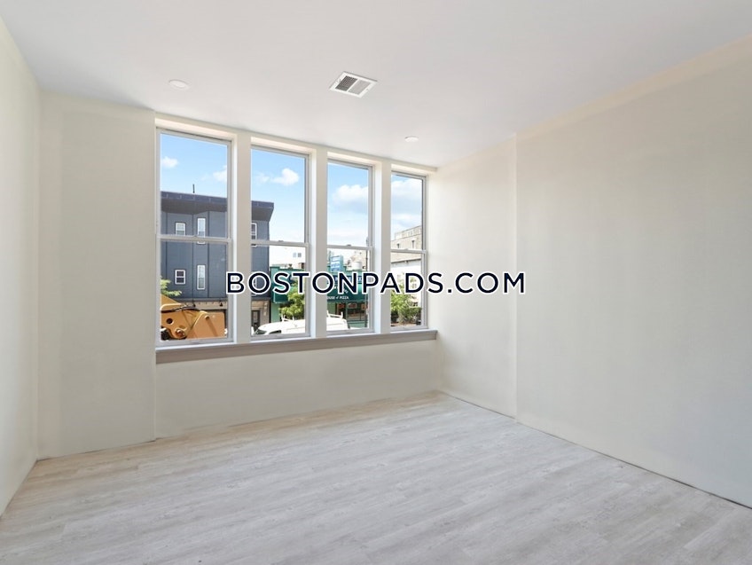 Boston - $2,200+ /month