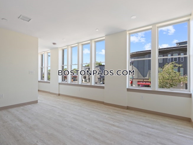 Boston - $2,200+ /mo