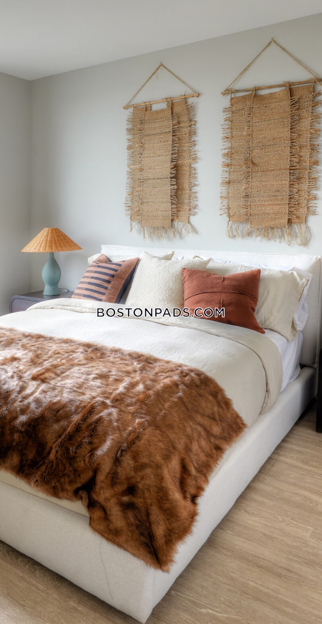 Boston - $3,598+ /mo