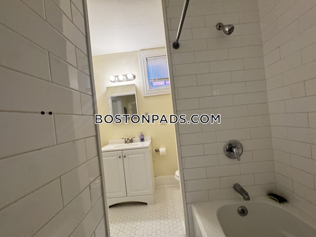 Boston - $3,300+ /mo