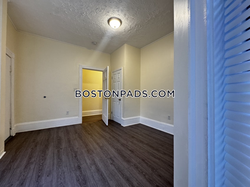 Boston - $3,300+ /month