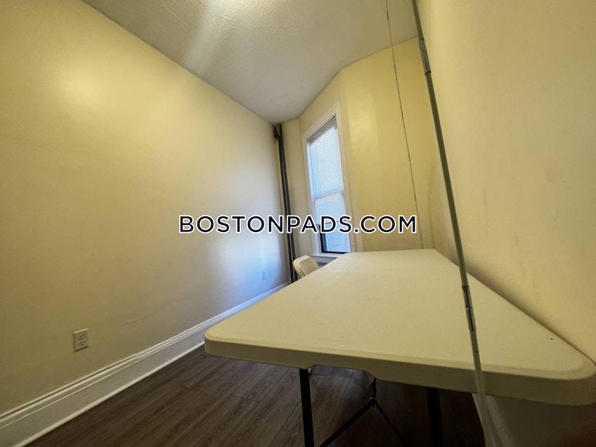 Boston - $3,300+ /month