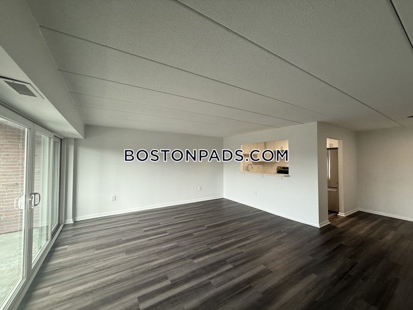Belmont - $3,000+ /month