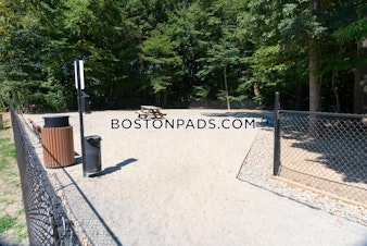 Upland Woods Cr. Norwood