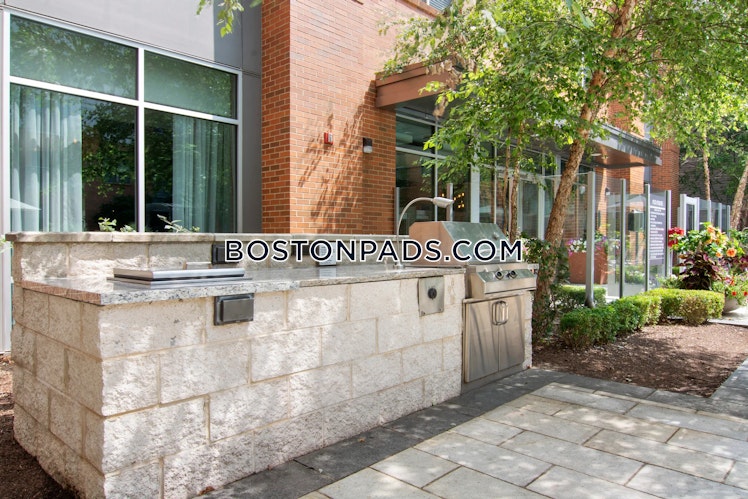 University Ave., Westwood