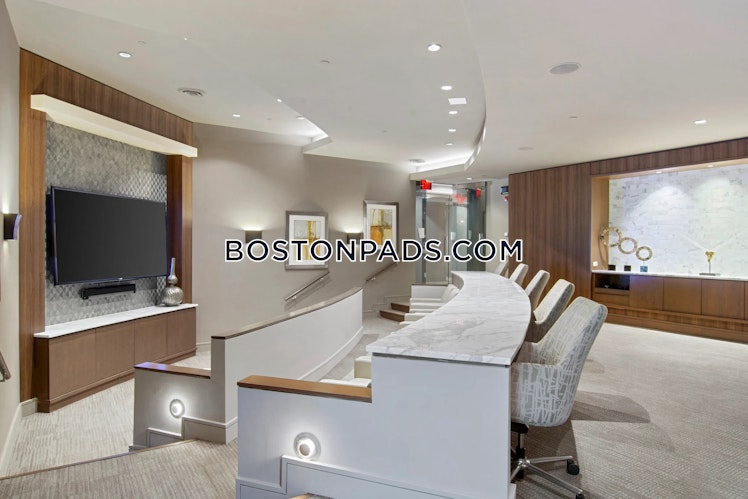 University Ave., Westwood