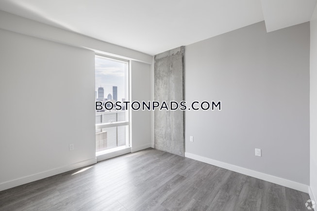Boston - $4,299+ /mo