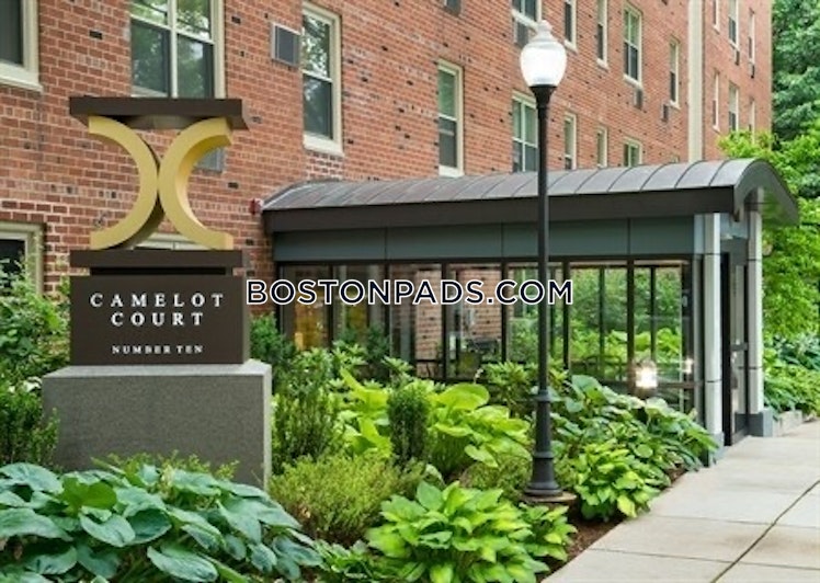 Camelot Ct., Boston