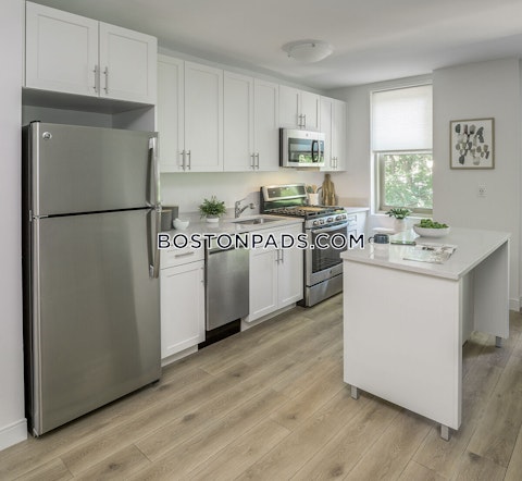 Camelot Ct. Boston photo 19