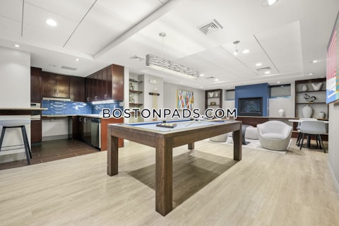 Camelot Ct. Boston photo 37