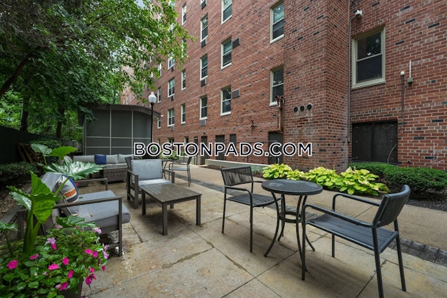 Boston - $3,446+ /mo