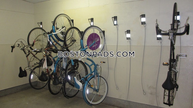 Boston - $3,750+ /mo