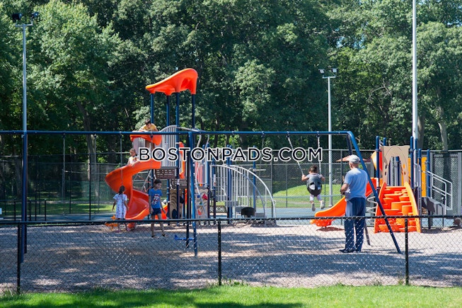 Norwood - $3,280+ /mo