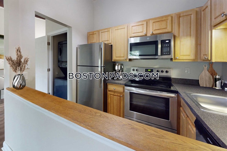 Walpole St., Norwood