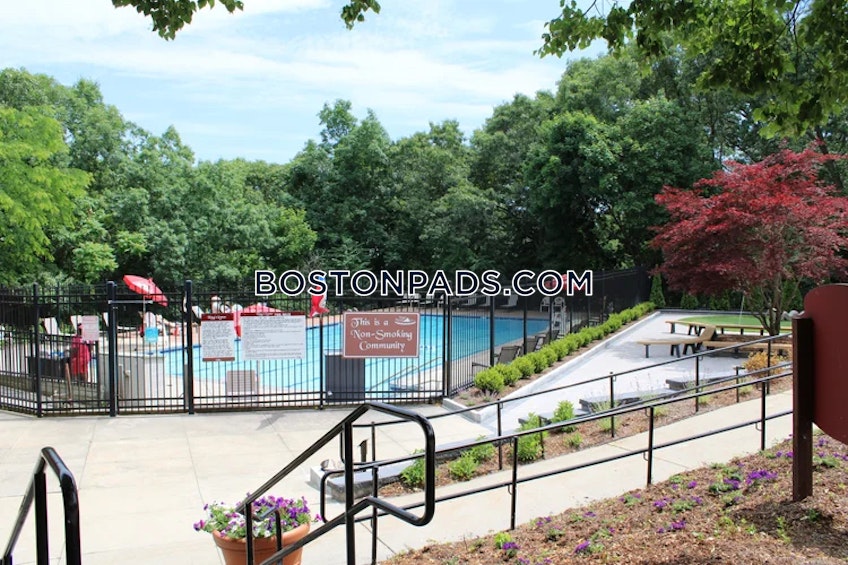 Lynn - $2,820+ /month