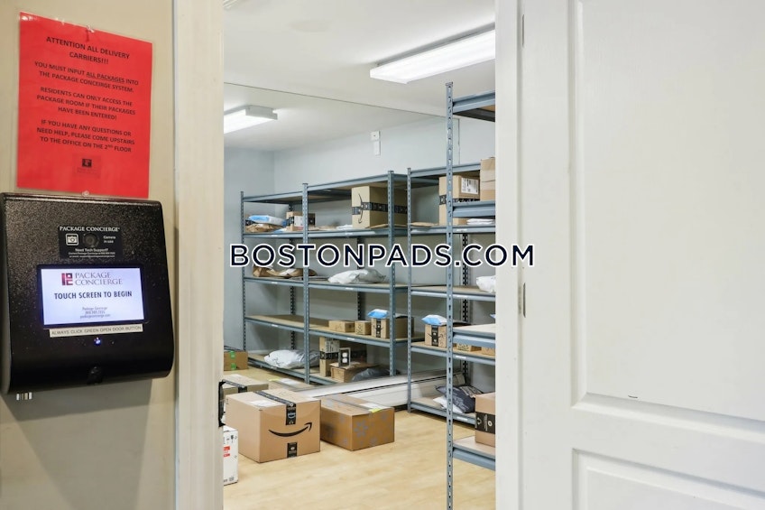 Salem - $2,580+ /month