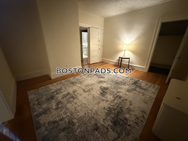 Somerville - $2,900+ /mo