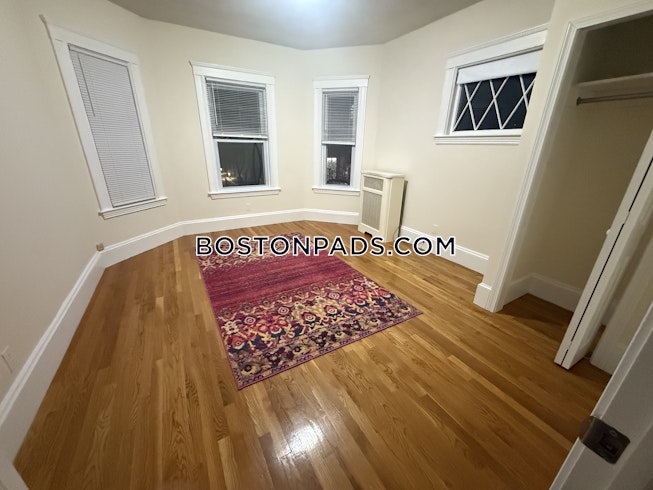 Somerville - $2,900+ /mo