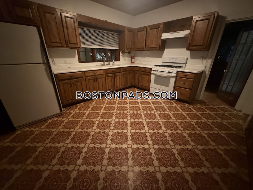 Somerville - $2,900+ /month